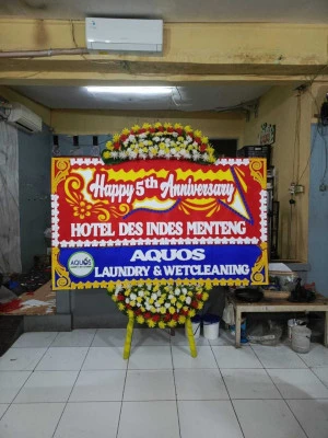 Papan Bunga di Linduk Pontang